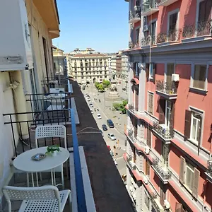 Nocleg ze śniadaniem Napoli Central